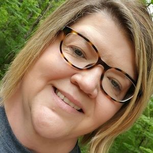 Meet your Posher, Leann